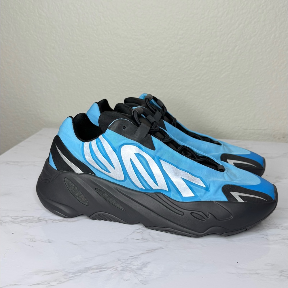 Adidas Yeezy Boost 700‎ MNVN Nylon Women8.5 Cyan Reflective Athletic Sneakers